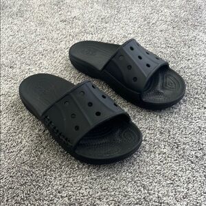 Crocs Unisex Black Slide Sandals Size Mens 6 Women’s 8
